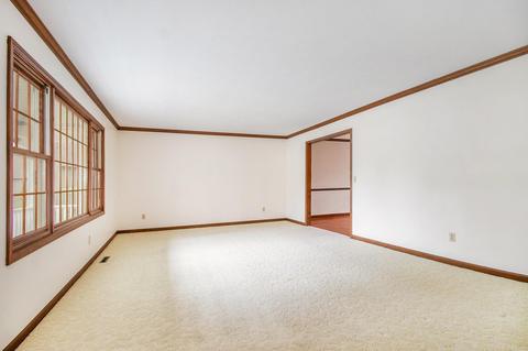 17333 Silverwood Loop, Granger, IN 46530 photo 4