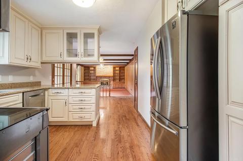 17333 Silverwood Loop, Granger, IN 46530 photo 9