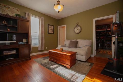 145 E Main St, Elberfeld, IN 47613 photo 5