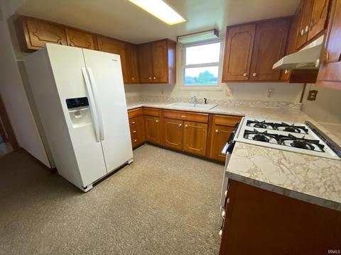 161 S 950 East St, Greentown, IN 46936 photo 8