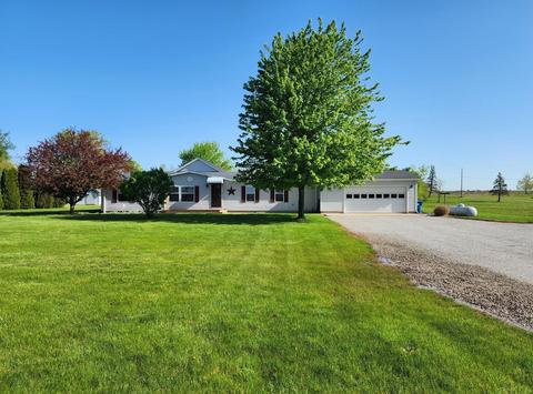 9132 W Yoder Rd, Yoder, IN 46798 photo 1