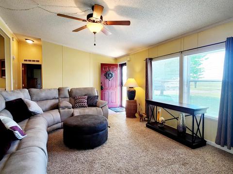 9132 W Yoder Rd, Yoder, IN 46798 photo 3