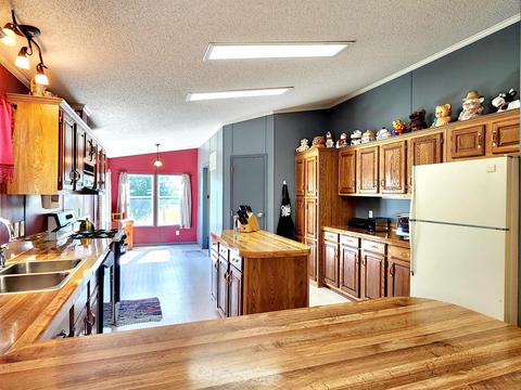 9132 W Yoder Rd, Yoder, IN 46798 photo 13