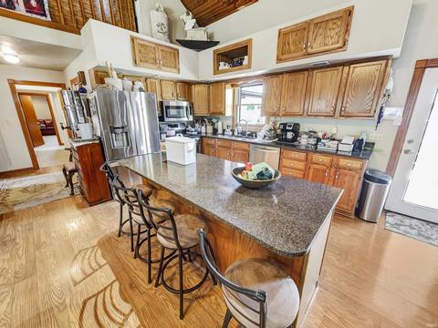 401 E 400 N, Jasper, IN 47546 photo 4