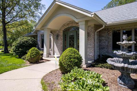 1512 E Wingfield Dr, Bloomington, IN 47401 photo 3