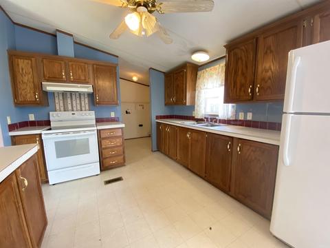 445 Dale St, Mitchell, IN 47446 photo 10