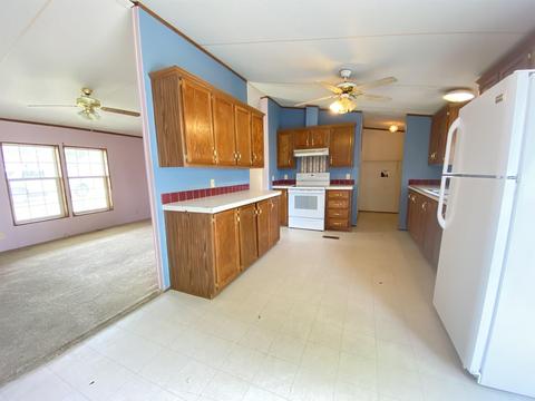 445 Dale St, Mitchell, IN 47446 photo 8