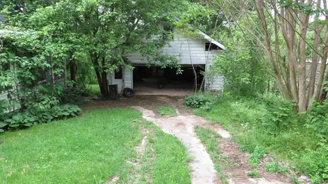 823 Smith Ave, Oolitic, IN 47451 photo 3