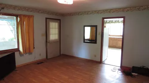 823 Smith Ave, Oolitic, IN 47451 photo 5