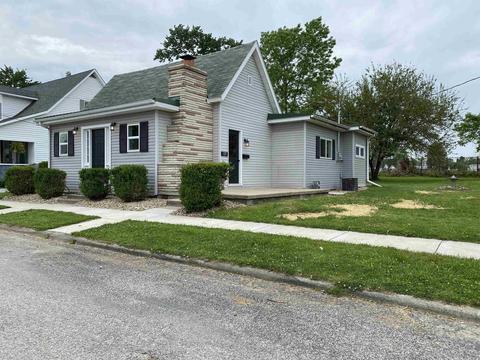 429 N 9th St, Mitchell, IN 47446 photo 2