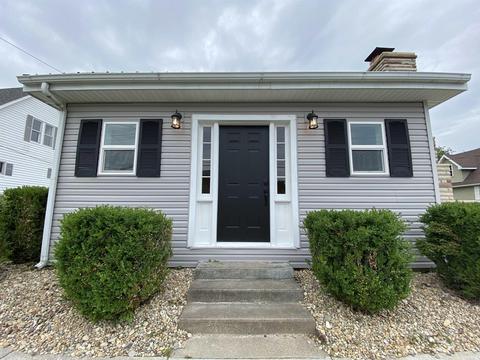 429 N 9th St, Mitchell, IN 47446 photo 1