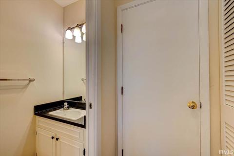 2222 E Covenanter Dr, Bloomington, IN 47401 photo 27