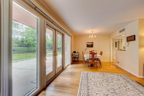 2222 E Covenanter Dr, Bloomington, IN 47401 photo 6