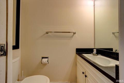 2222 E Covenanter Dr, Bloomington, IN 47401 photo 28