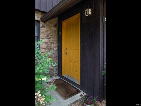 2301 E Winding Brook Ct, Bloomington, IN 47401 photo 3
