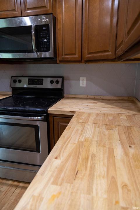453 E Vine St, Mitchell, IN 47446 photo 10