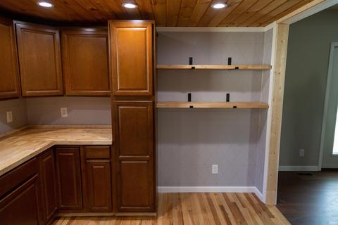 453 E Vine St, Mitchell, IN 47446 photo 9