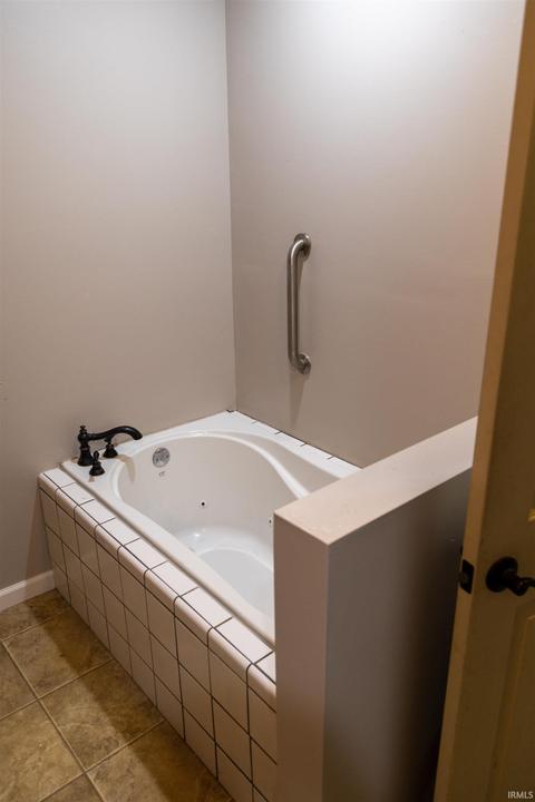453 E Vine St, Mitchell, IN 47446 photo 16