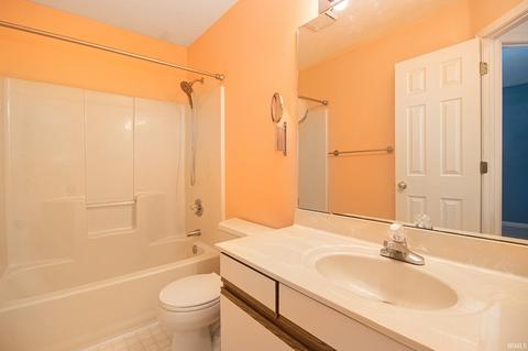 51786 Paddock Dr, Granger, IN 46530 photo 9