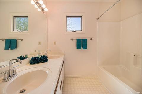 51786 Paddock Dr, Granger, IN 46530 photo 11
