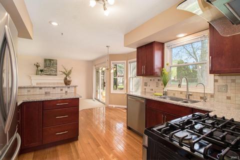 51786 Paddock Dr, Granger, IN 46530 photo 5