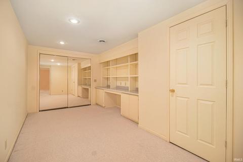 51786 Paddock Dr, Granger, IN 46530 photo 13
