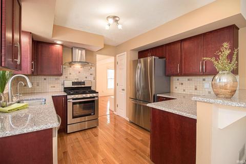 51786 Paddock Dr, Granger, IN 46530 photo 4