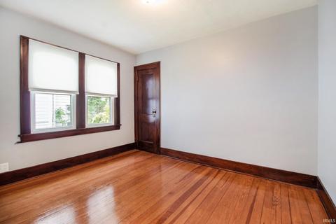 1609 E Calvert St, South Bend, IN 46613 photo 9