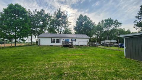 475 S Callahan St, Lyons, IN 47443 photo 4