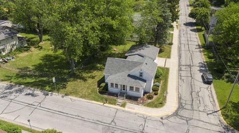 402 Eckhart Ave, Auburn, IN 46706 photo 3