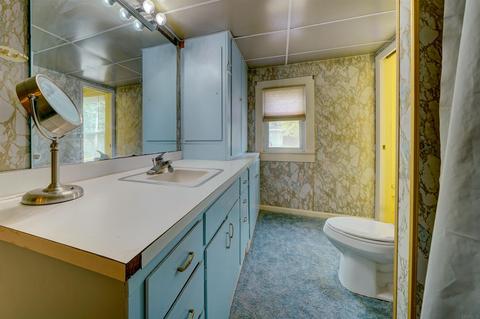 402 Eckhart Ave, Auburn, IN 46706 photo 19