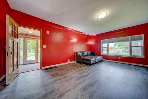 402 Eckhart Ave, Auburn, IN 46706 photo 13
