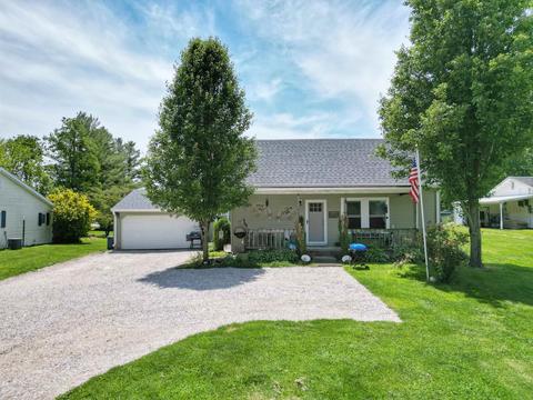 706 Curry St, Mitchell, IN 47446 photo 1