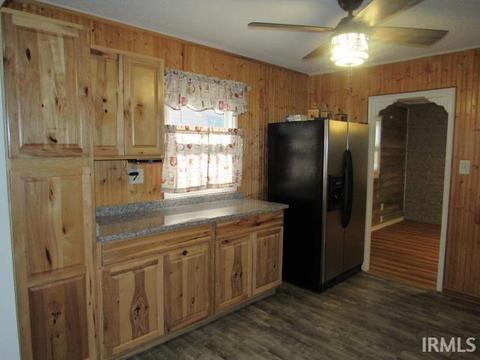 1208 E Third St, Mount Vernon, IN 47620 photo 4