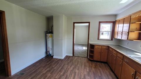 334 S Angle St, Dunkirk, IN 47336 photo 7