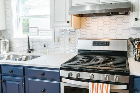 1002 W Howe St, Bloomington, IN 47403 photo 15