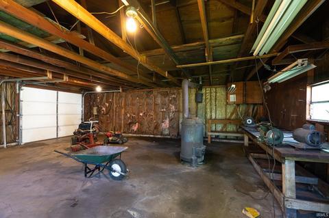 1304 5th St, Covington, IN 47932 photo 23