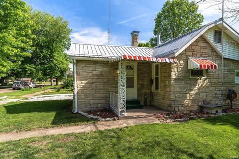 1304 5th St, Covington, IN 47932 photo 3