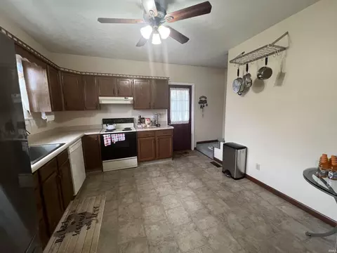 610 E 14th St, Jasper, IN 47546 photo 14