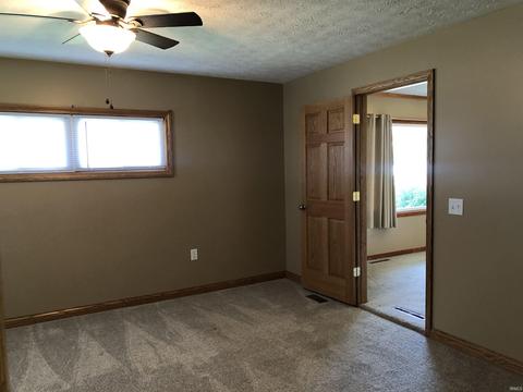 1300 Short St, Covington, IN 47932 photo 15