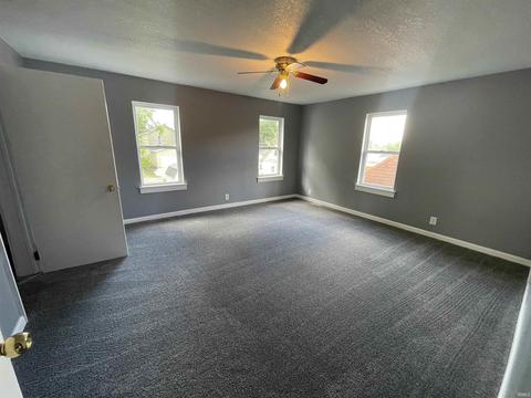 218 E 3rd St, Peru, IN 46970 photo 11