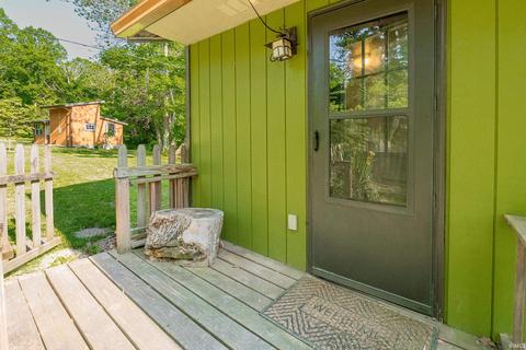 4060 N Hinkle Rd, Bloomington, IN 47408 photo 3