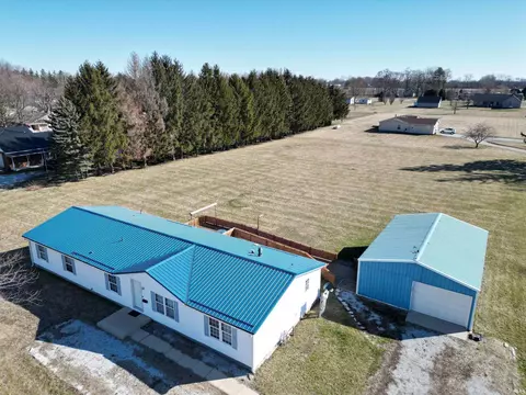 10179 S 100 E, Fairmount, IN 46928 photo 3