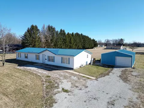 10179 S 100 E, Fairmount, IN 46928 photo 1