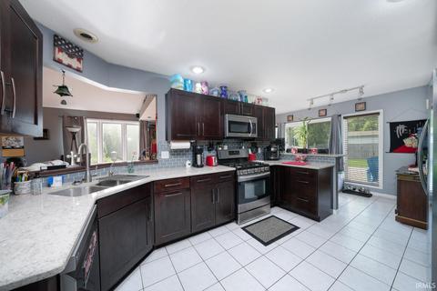 21353 Echo Ln, Bristol, IN 46507 photo 6
