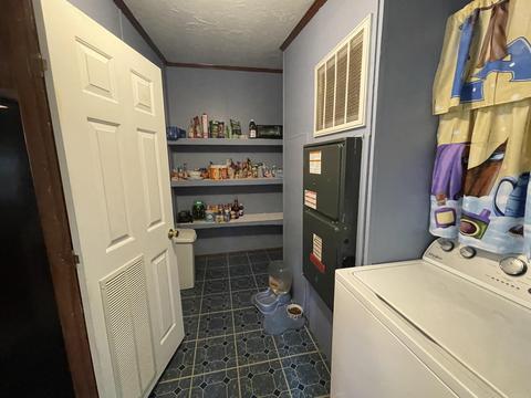 533 Old Vincennes Rd, Mitchell, IN 47446 photo 7