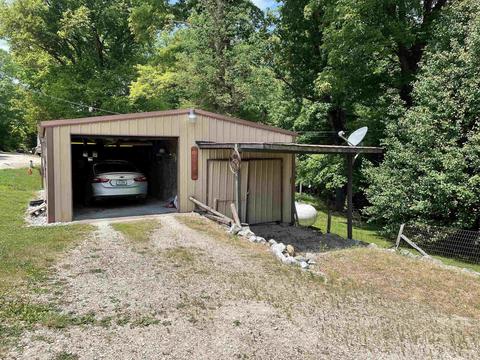 533 Old Vincennes Rd, Mitchell, IN 47446 photo 29