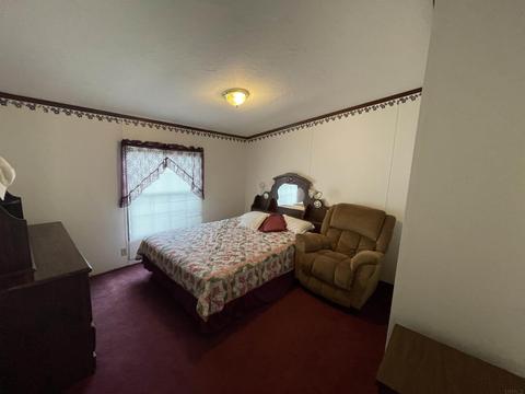 533 Old Vincennes Rd, Mitchell, IN 47446 photo 2