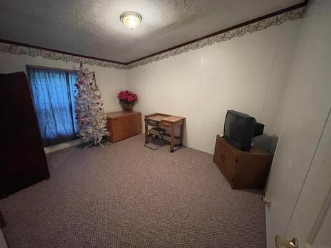 533 Old Vincennes Rd, Mitchell, IN 47446 photo 5