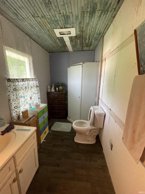 469 E Grissom Ave, Mitchell, IN 47446 photo 18